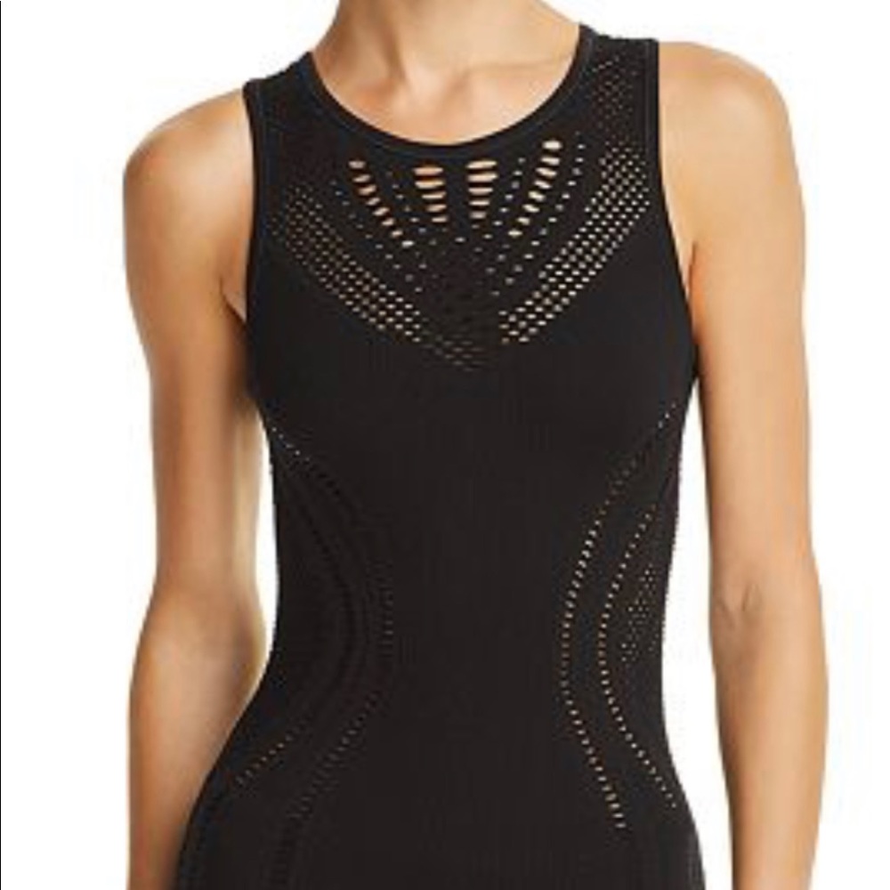 Alo Lark tank in black
